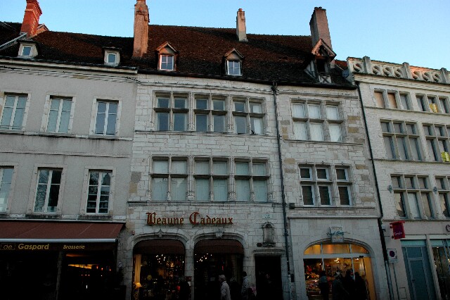 min 2007 12 15 beaune archi 115